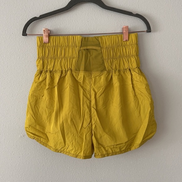 FP Movement The Way Home running shorts Sulfur Spring size M NWOT - Picture 6 of 10